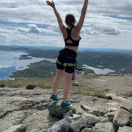 Апартаменты Modern 4-bedroom Beitostolen